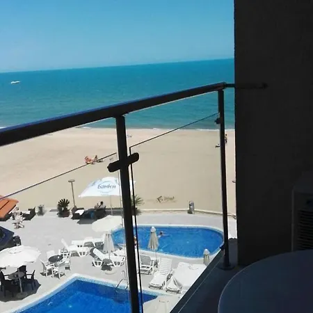 Daire Panoramic Sea View At The Obzor