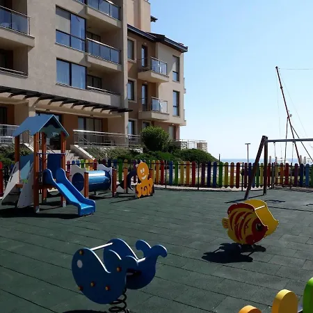 Panoramic Sea View At The Daire