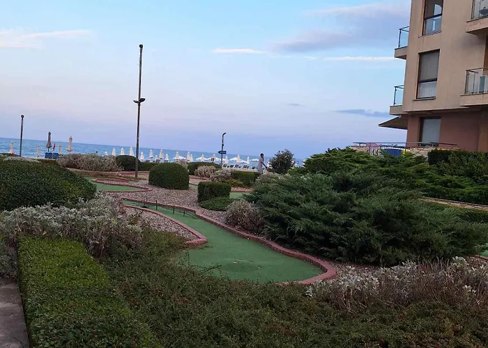 Panoramic Sea View At The Обзор